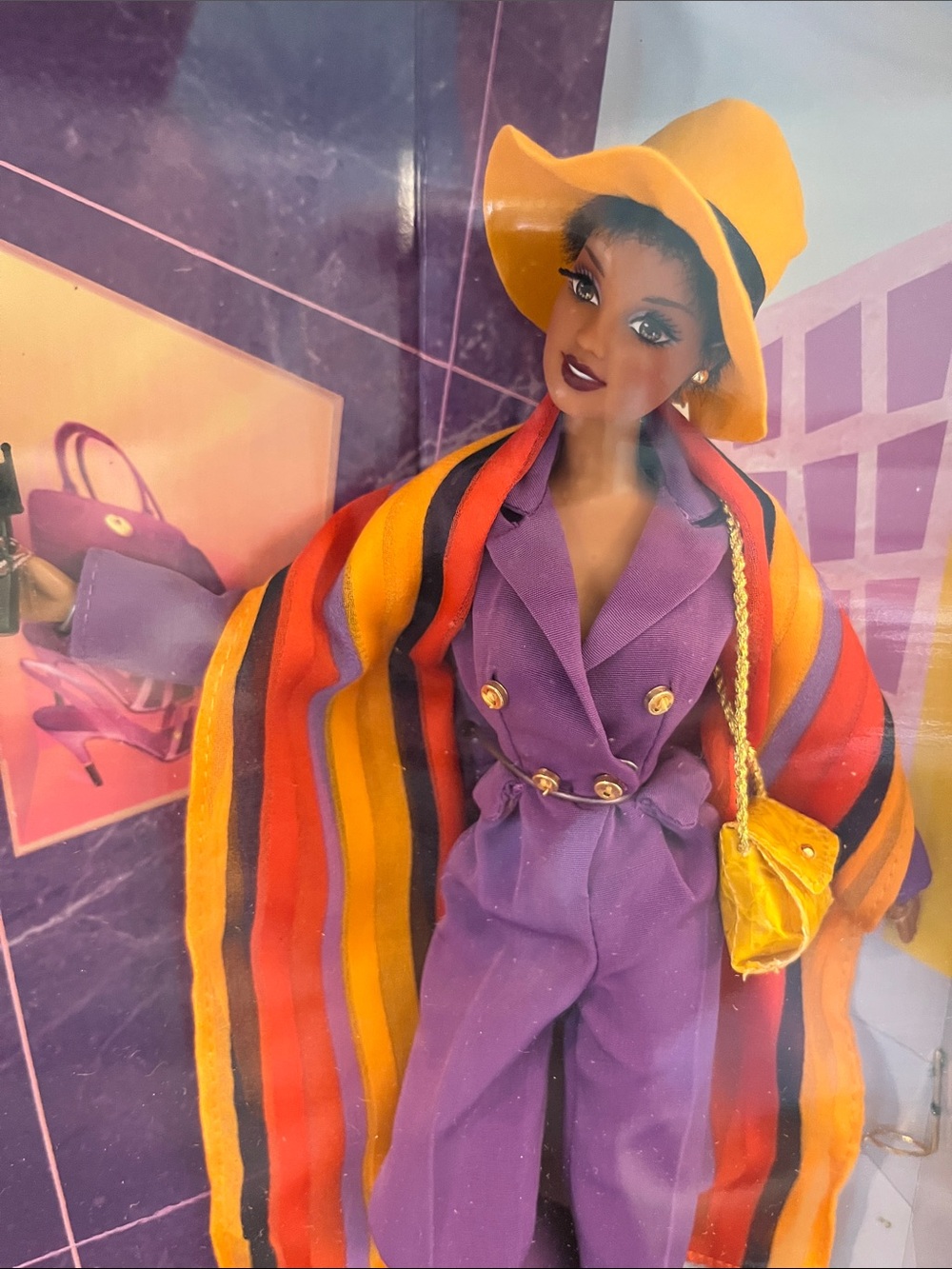 Barbie Uptown Chic - Picture 2 of 3